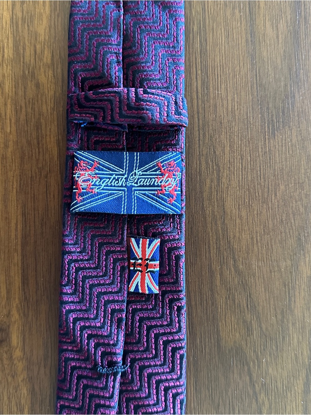 English Laundry Burgundy & Navy Zigzag Woven Tie